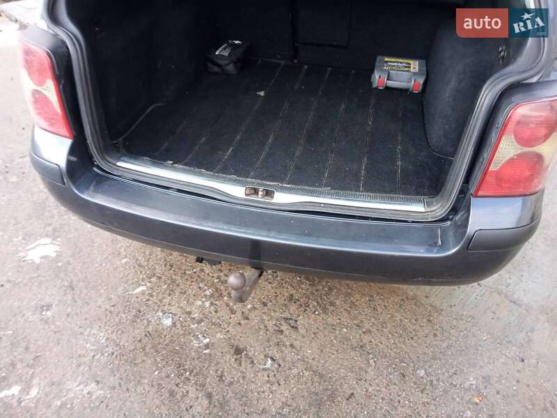 Универсал Volkswagen Passat 2001 в Львове
