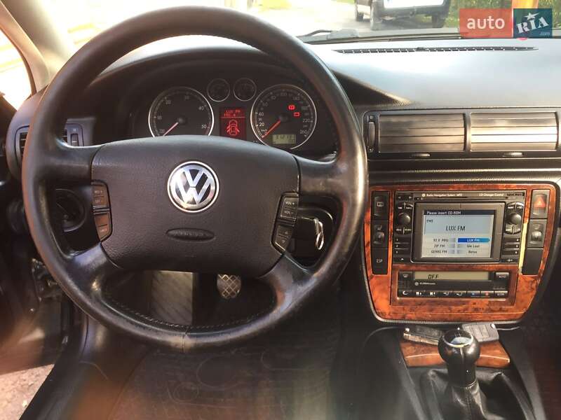 Универсал Volkswagen Passat 2001 в Львове
