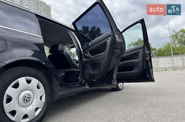 Універсал Volkswagen Passat 2003 в 