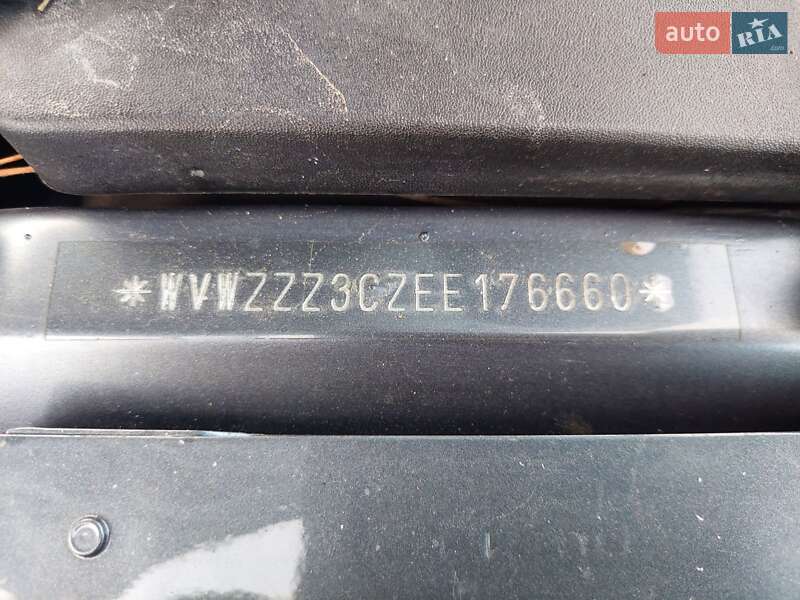 Универсал Volkswagen Passat 2014 в Одессе