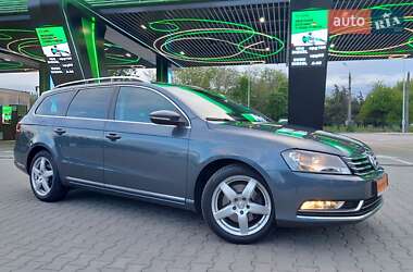 Универсал Volkswagen Passat 2014 в Одессе