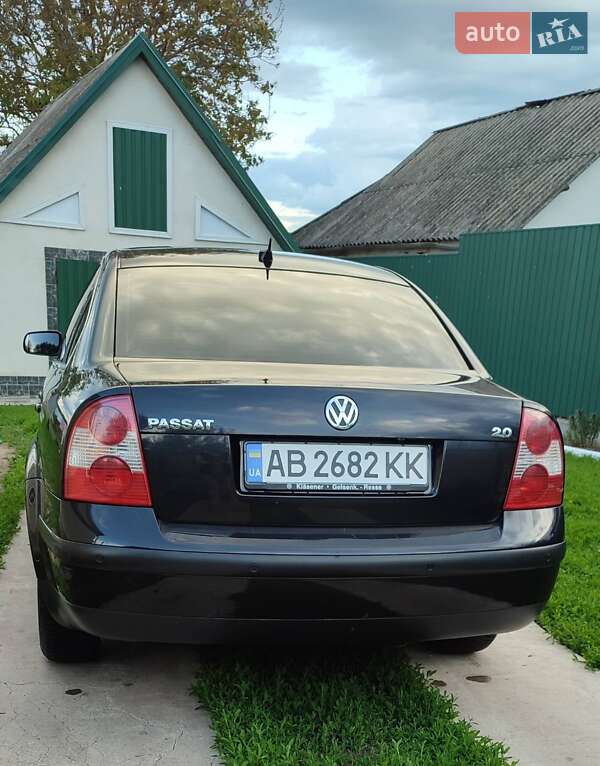 Седан Volkswagen Passat 2003 в Бершади