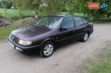 Седан Volkswagen Passat 1994 в Белой Церкви