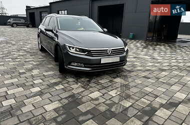 Универсал Volkswagen Passat 2015 в Полтаве