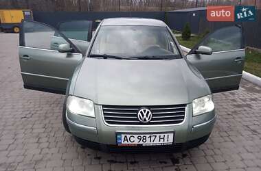Седан Volkswagen Passat 2004 в Шептицькому