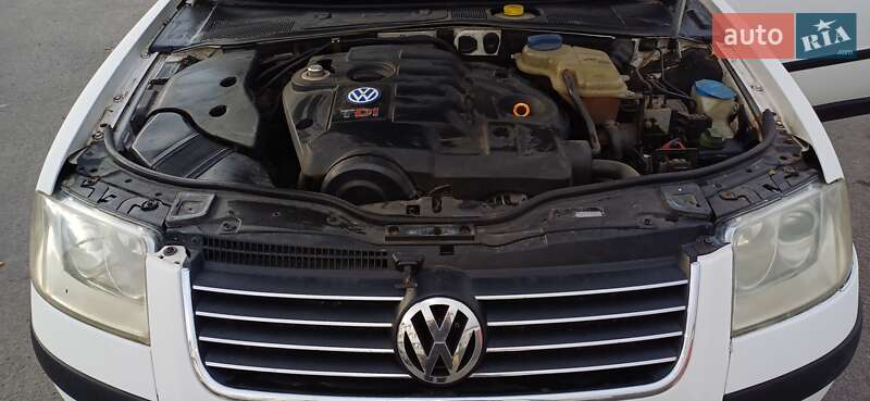 Універсал Volkswagen Passat 2001 в Дніпрі