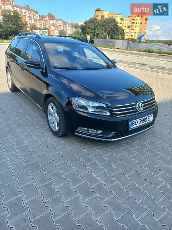Універсал Volkswagen Passat 2014 в Тернополі