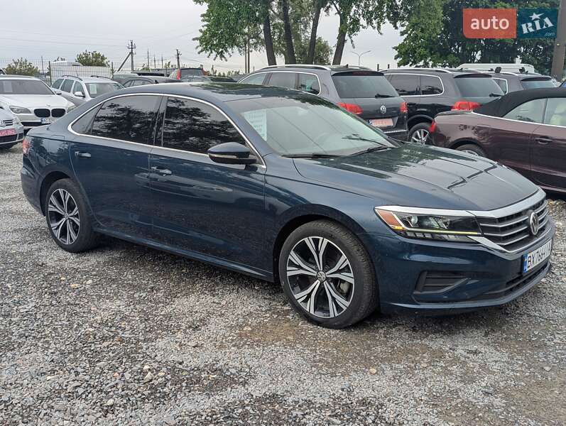 Седан Volkswagen Passat 2021 в Ровно