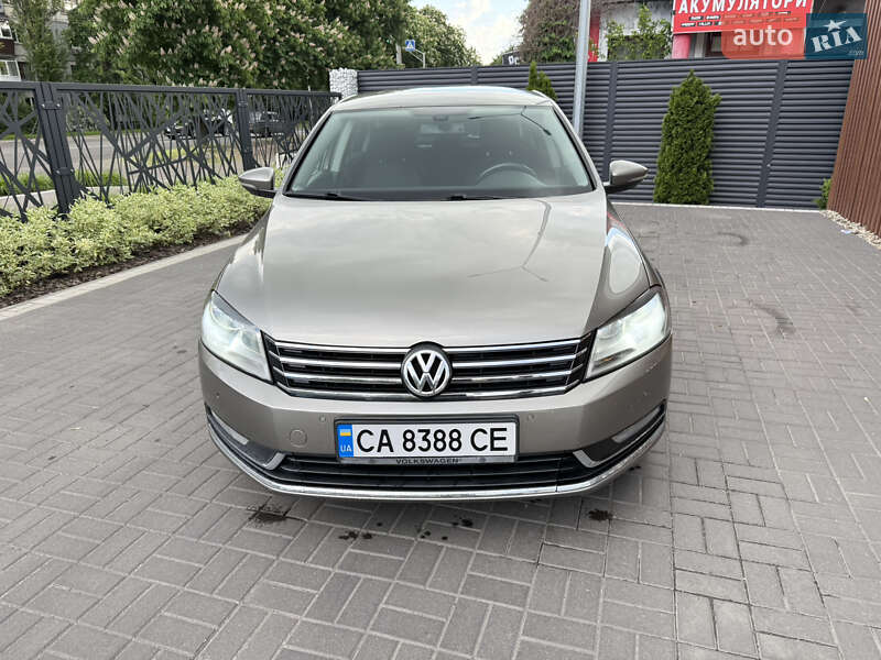Седан Volkswagen Passat 2013 в Черкассах
