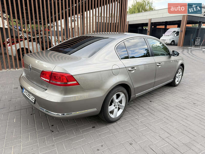 Седан Volkswagen Passat 2013 в Черкассах