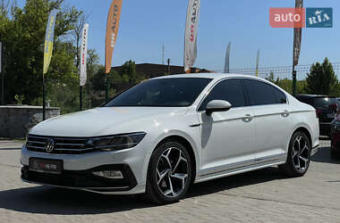 Седан Volkswagen Passat 2021 в Бердичеве