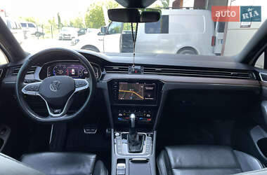Седан Volkswagen Passat 2021 в 