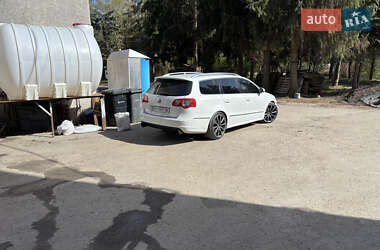 Универсал Volkswagen Passat 2010 в 