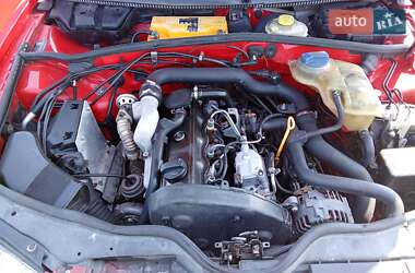 Универсал Volkswagen Passat 1999 в 