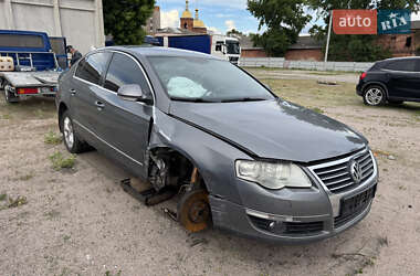 Седан Volkswagen Passat 2006 в Кропивницком