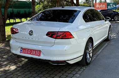 Седан Volkswagen Passat 2020 в 