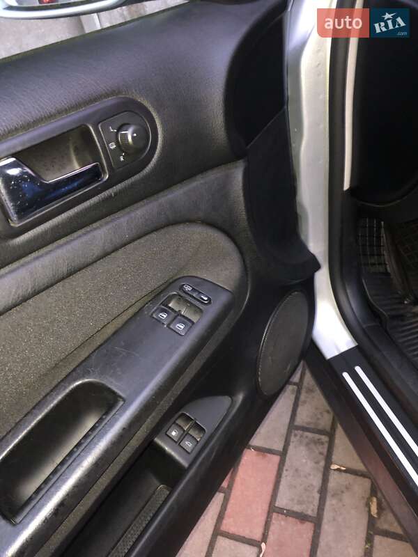 Универсал Volkswagen Passat 2003 в Львове