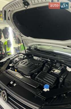 Универсал Volkswagen Passat 2019 в 