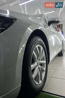 Универсал Volkswagen Passat 2019 в 