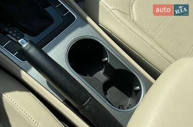 Седан Volkswagen Passat 2013 в 