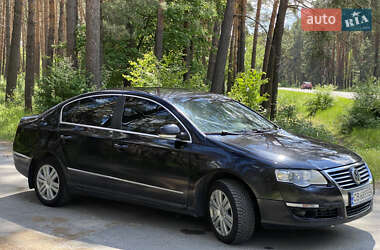 Седан Volkswagen Passat 2006 в 