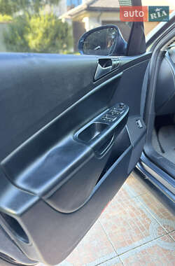 Седан Volkswagen Passat 2010 в 