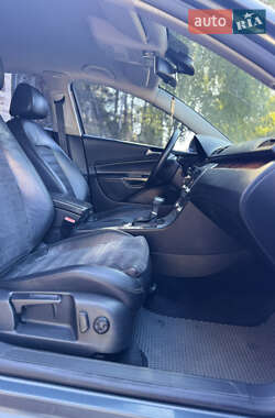 Седан Volkswagen Passat 2010 в 