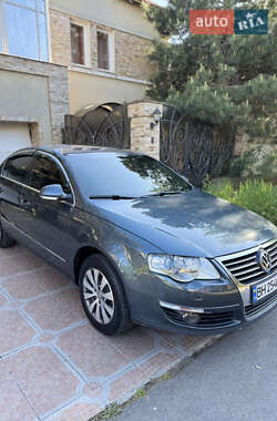 Седан Volkswagen Passat 2010 в 