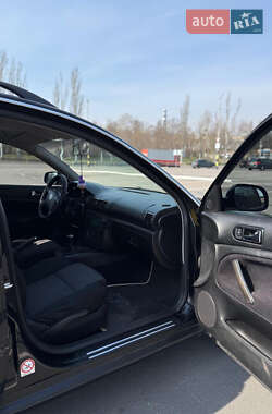 Универсал Volkswagen Passat 2002 в 
