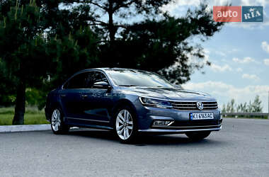 Седан Volkswagen Passat 2016 в 