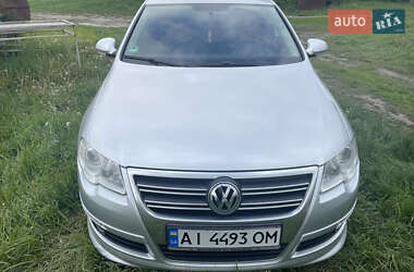 Универсал Volkswagen Passat 2010 в Киеве