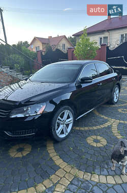Седан Volkswagen Passat 2013 в Львове