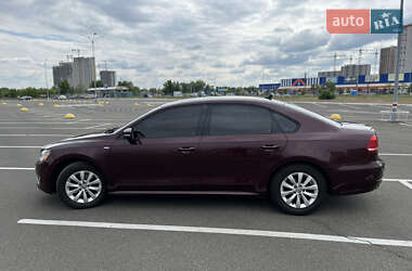 Седан Volkswagen Passat 2014 в 