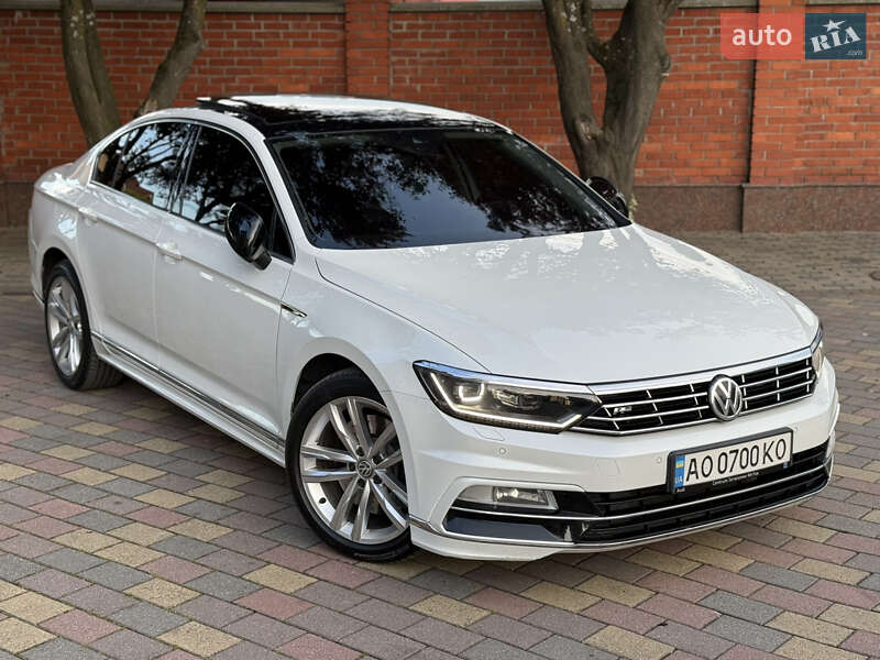 Седан Volkswagen Passat 2016 в Мукачево