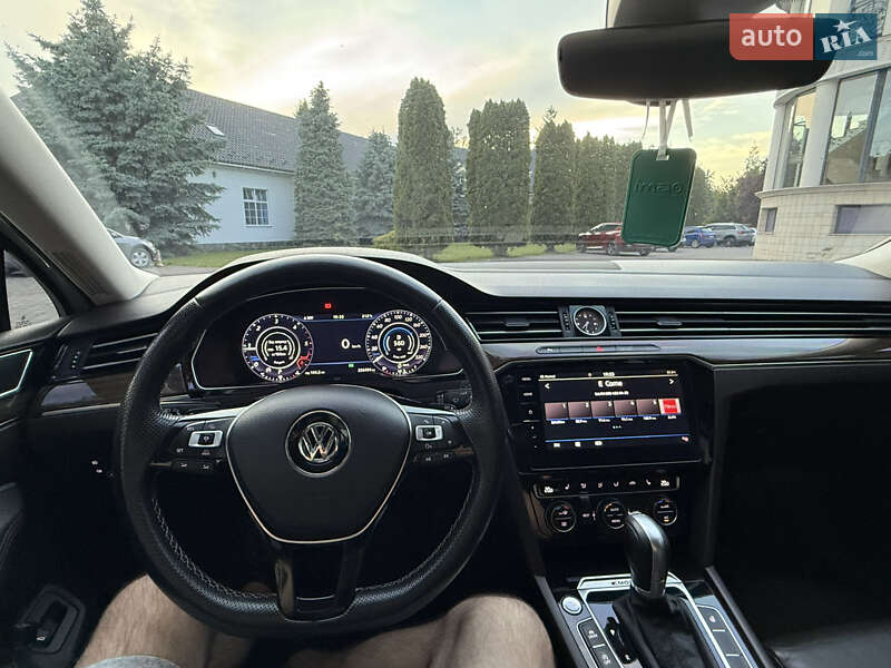 Седан Volkswagen Passat 2016 в Мукачево