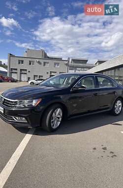 Седан Volkswagen Passat 2017 в 