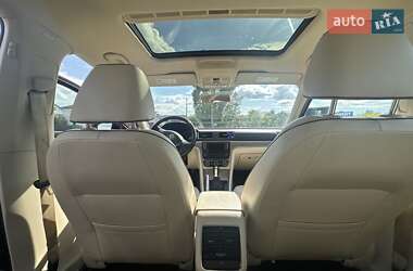 Седан Volkswagen Passat 2017 в 