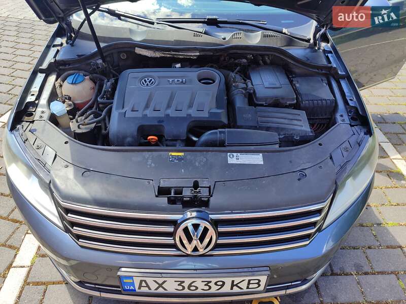 Універсал Volkswagen Passat 2013 в Львові