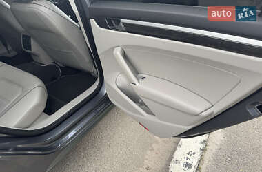 Седан Volkswagen Passat 2017 в 