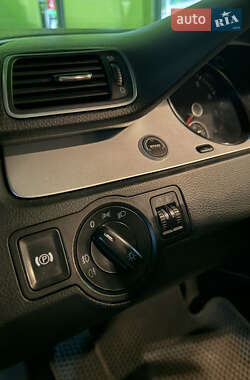 Седан Volkswagen Passat 2010 в 
