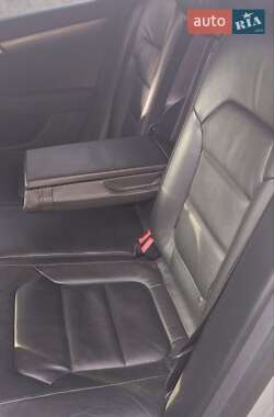 Універсал Volkswagen Passat 2011 в 