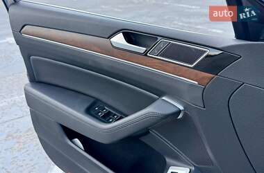 Седан Volkswagen Passat 2018 в 