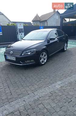 Седан Volkswagen Passat 2014 в 