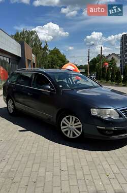 Универсал Volkswagen Passat 2007 в Ровно