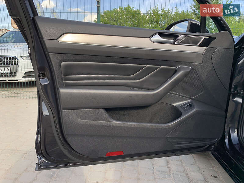 Універсал Volkswagen Passat 2021 в Бердичеві