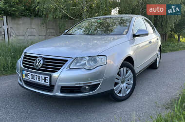 Седан Volkswagen Passat 2008 в 