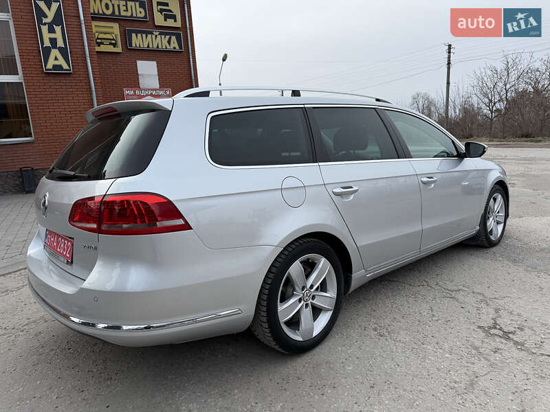 Універсал Volkswagen Passat 2012 в Кременці