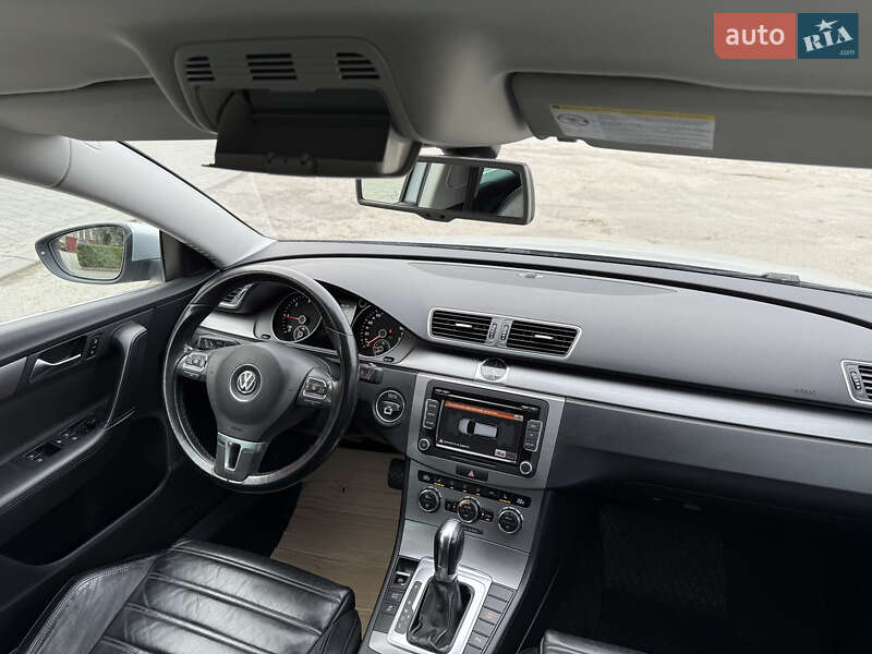 Універсал Volkswagen Passat 2012 в Кременці