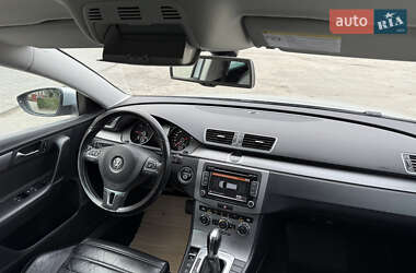 Універсал Volkswagen Passat 2012 в 