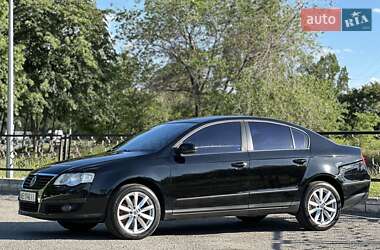 Седан Volkswagen Passat 2007 в 